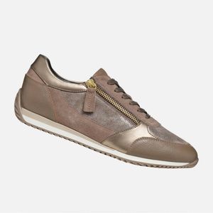 NEW IN BOX Geox Calithe Dark Taupe Zip Sneakers *Not Sold In US!*